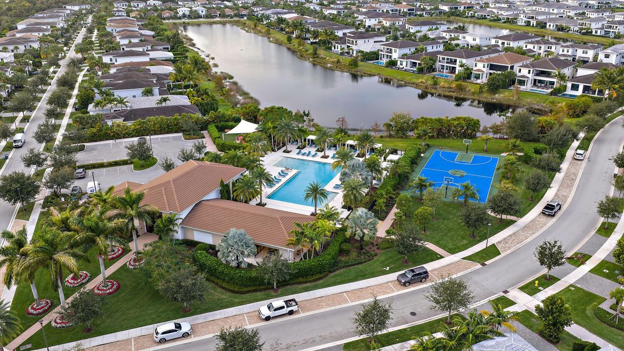 待售: $3,550,000 (5 贝兹, 5 浴室, 4359 平方英尺)