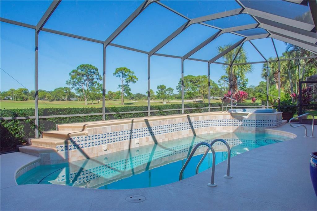 For Sale: $800,000 (4 beds, 3 baths, 3043 Square Feet)