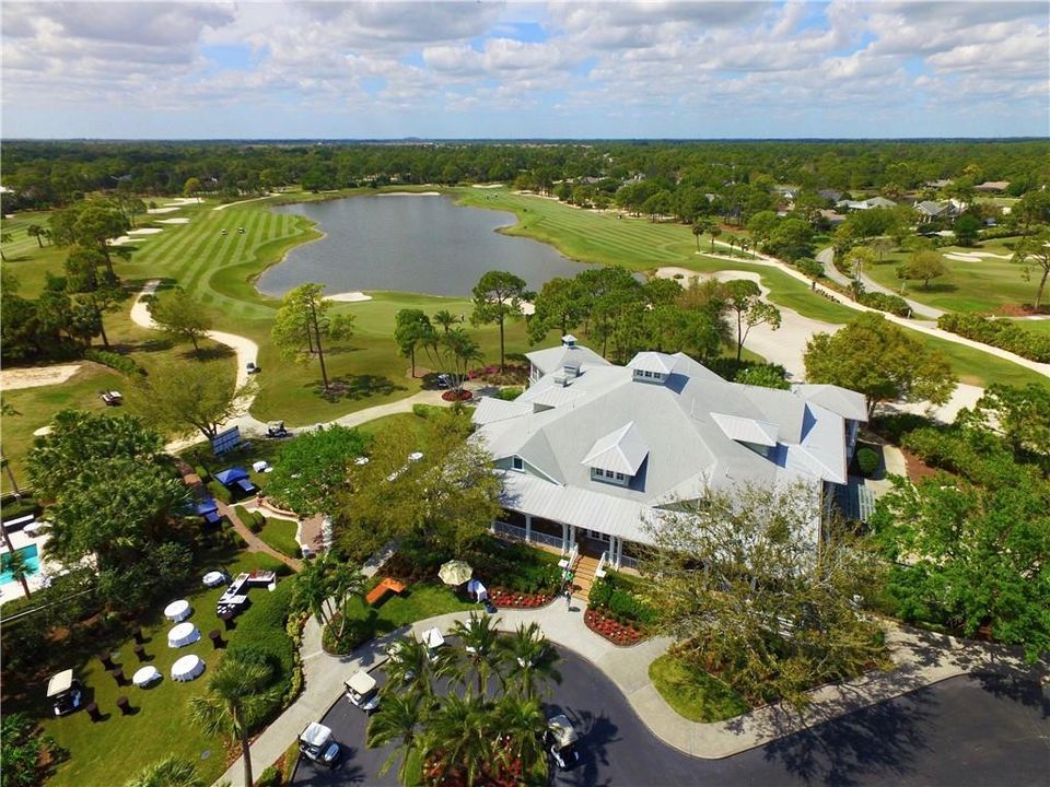 For Sale: $800,000 (4 beds, 3 baths, 3043 Square Feet)