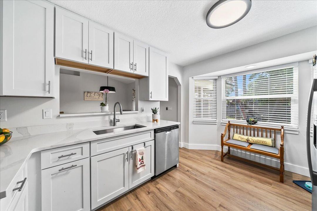 На продажу: $380,000 (3 спален, 2 ванн, 1448 Квадратных фут)