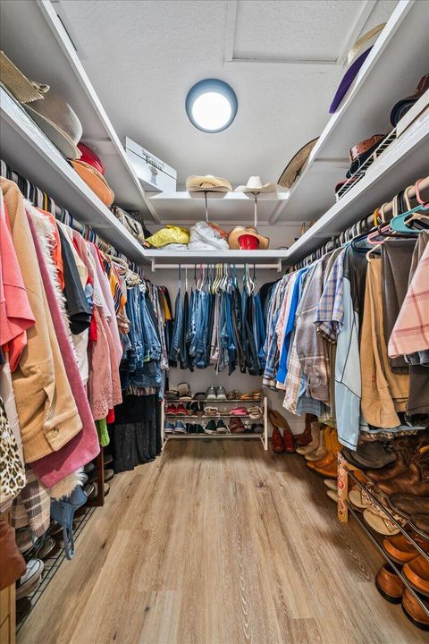 На продажу: $380,000 (3 спален, 2 ванн, 1448 Квадратных фут)