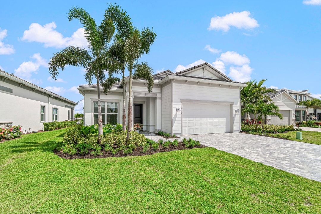 For Rent: $9,550 (3 beds, 2 baths, 2096 Square Feet)