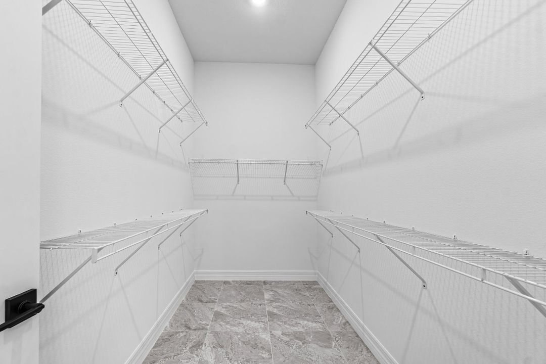 For Rent: $9,550 (3 beds, 2 baths, 2096 Square Feet)