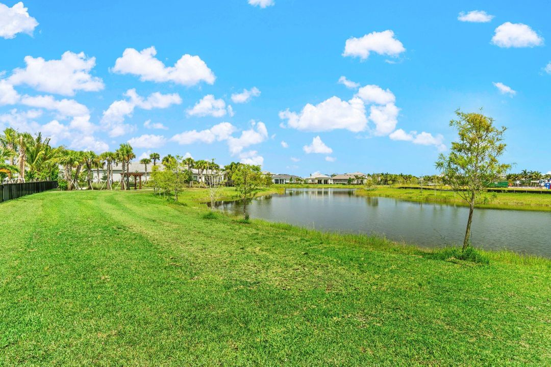 For Rent: $9,550 (3 beds, 2 baths, 2096 Square Feet)