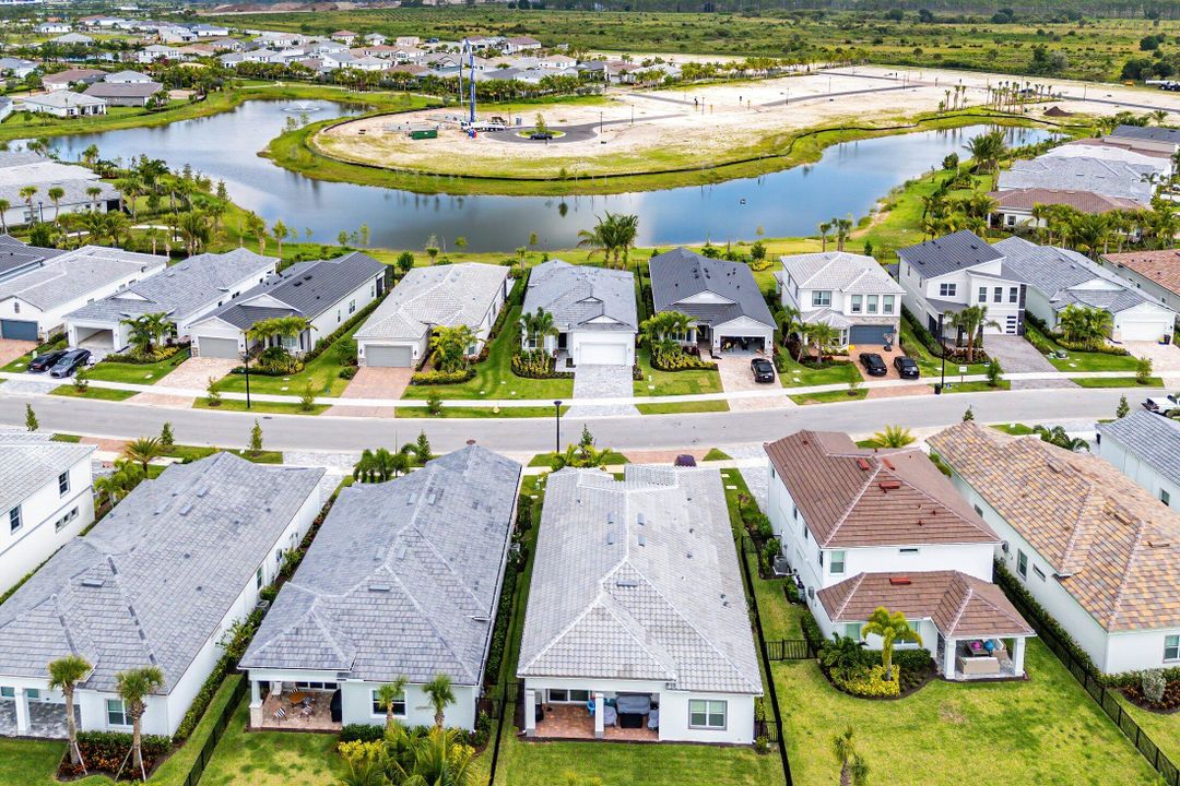 For Rent: $9,550 (3 beds, 2 baths, 2096 Square Feet)