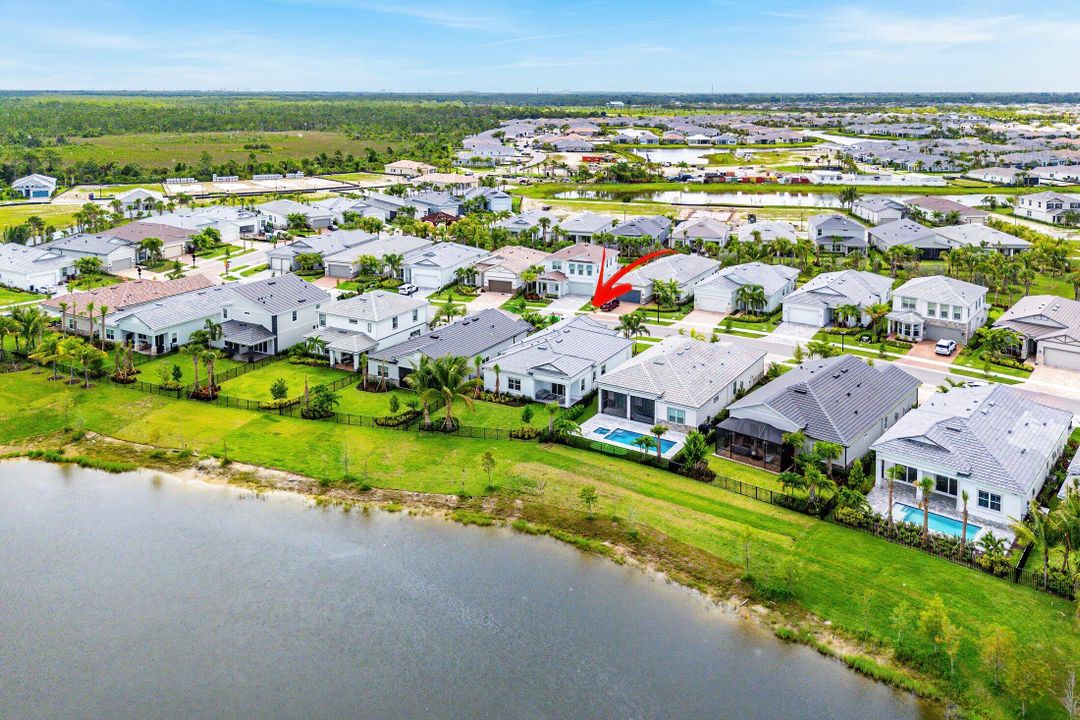 For Rent: $9,550 (3 beds, 2 baths, 2096 Square Feet)