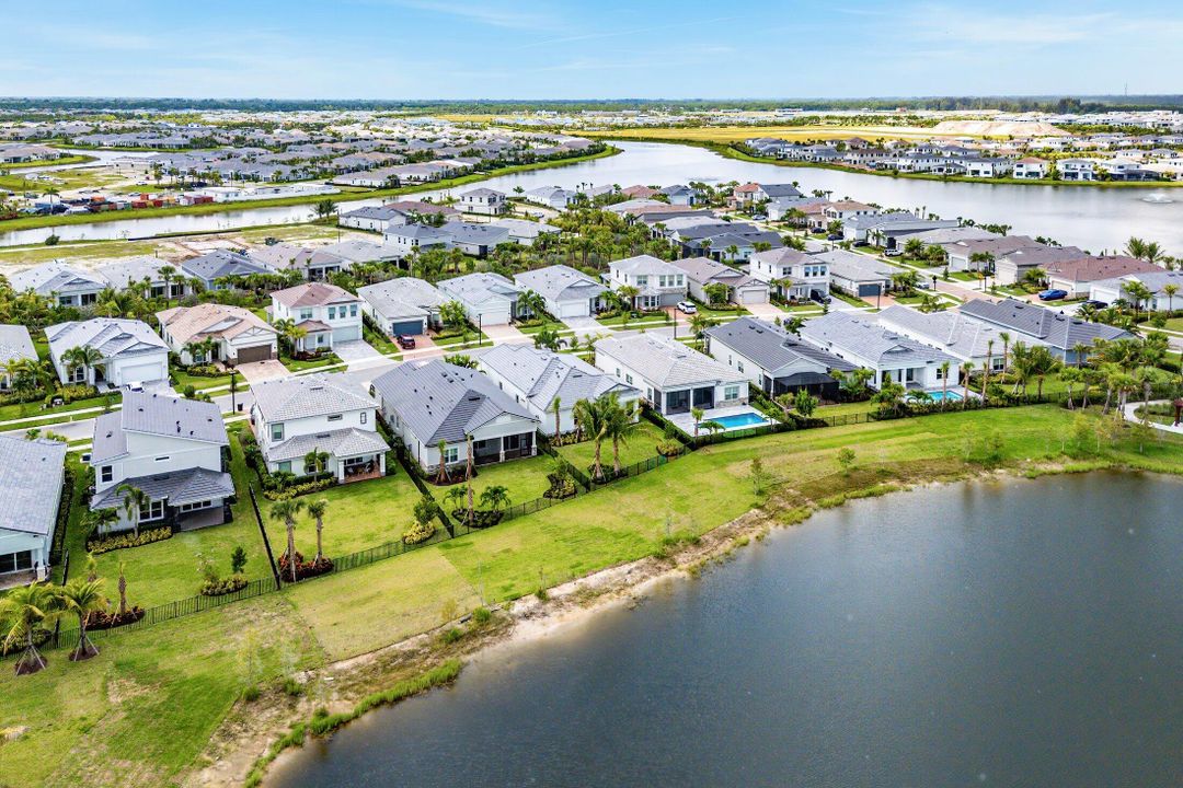 For Rent: $9,550 (3 beds, 2 baths, 2096 Square Feet)