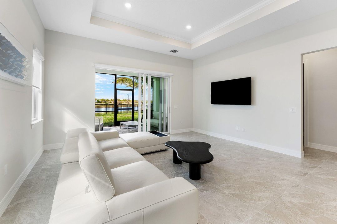 For Rent: $9,550 (3 beds, 2 baths, 2096 Square Feet)