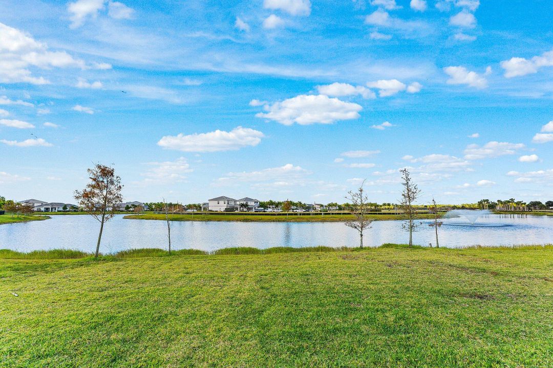 For Rent: $9,550 (3 beds, 2 baths, 2096 Square Feet)