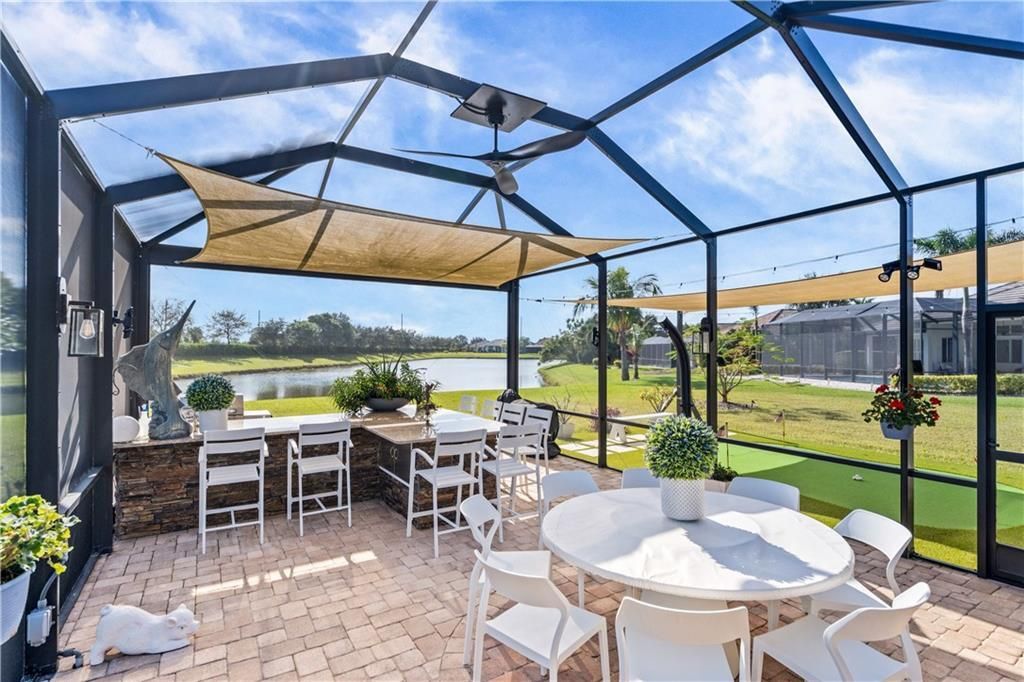 For Sale: $919,000 (3 beds, 2 baths, 2618 Square Feet)