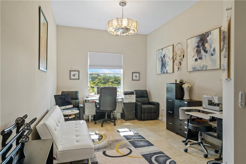 For Sale: $919,000 (3 beds, 2 baths, 2618 Square Feet)