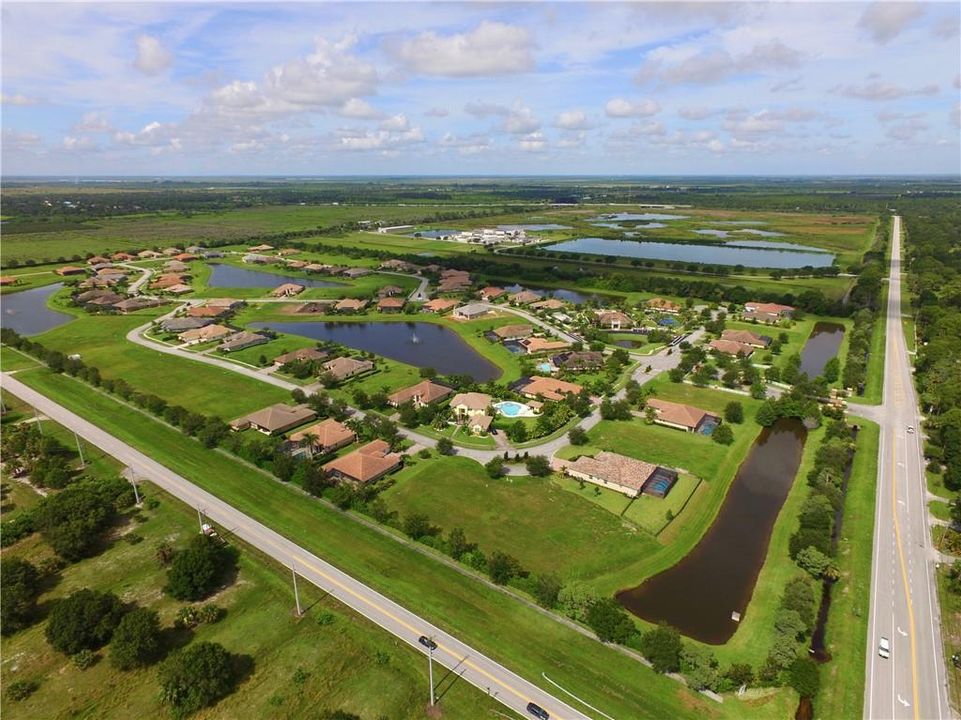 For Sale: $919,000 (3 beds, 2 baths, 2618 Square Feet)