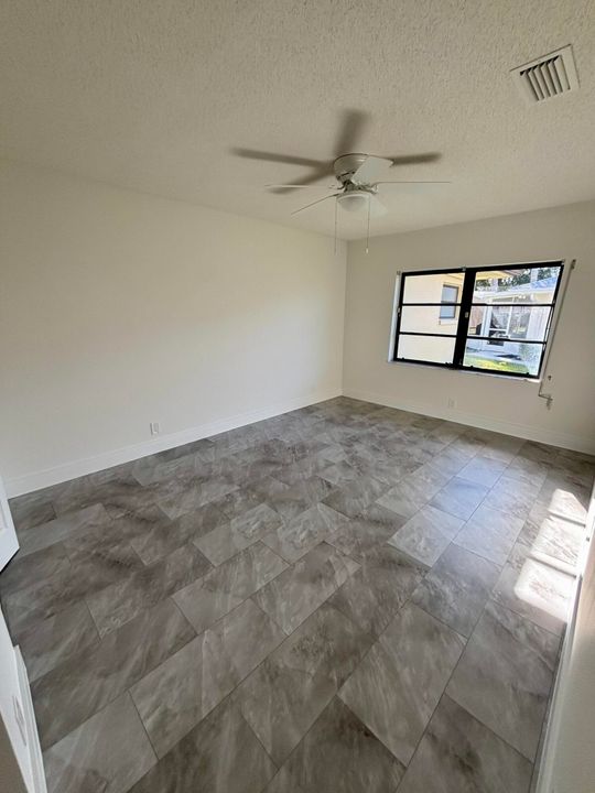 For Sale: $489,000 (3 beds, 2 baths, 2210 Square Feet)