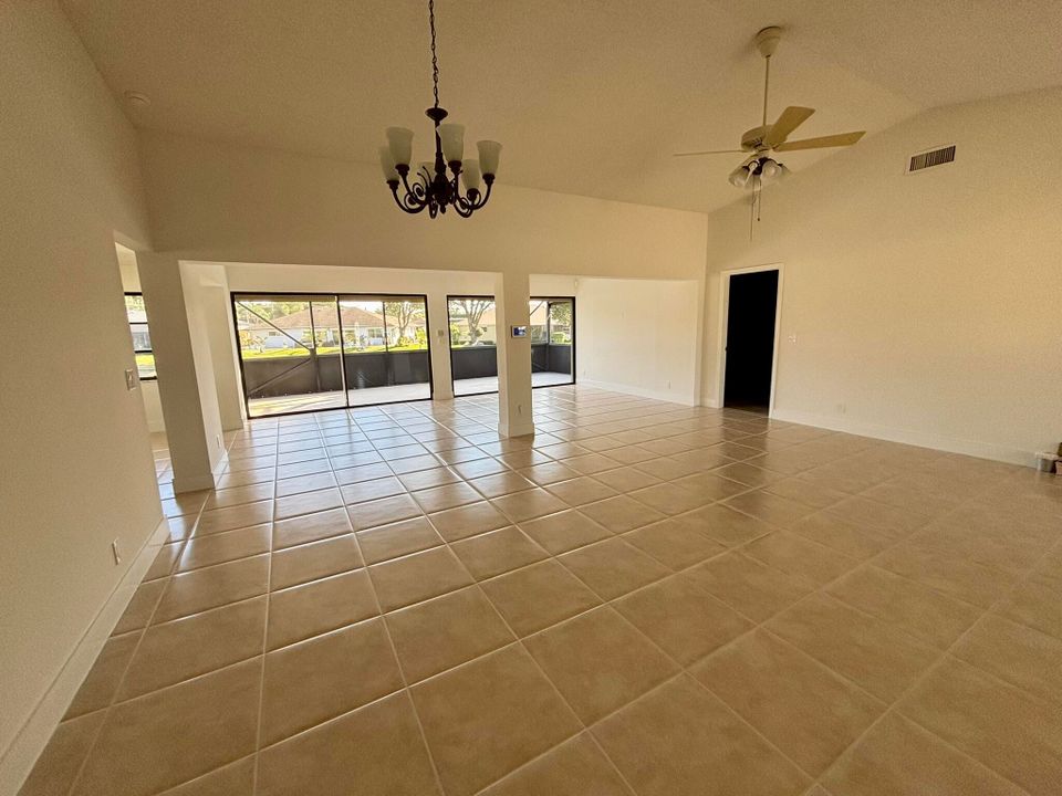 For Sale: $489,000 (3 beds, 2 baths, 2210 Square Feet)