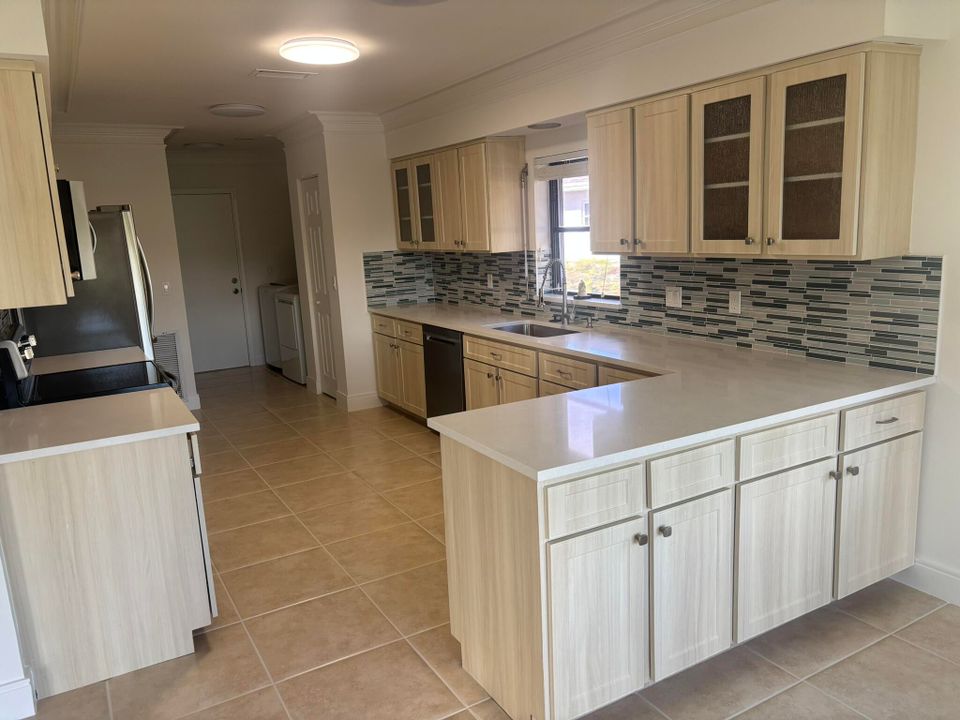 For Sale: $489,000 (3 beds, 2 baths, 2210 Square Feet)