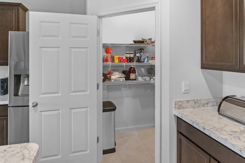 For Sale: $365,000 (4 beds, 2 baths, 1851 Square Feet)