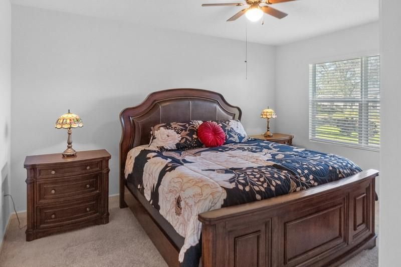 For Sale: $365,000 (4 beds, 2 baths, 1851 Square Feet)