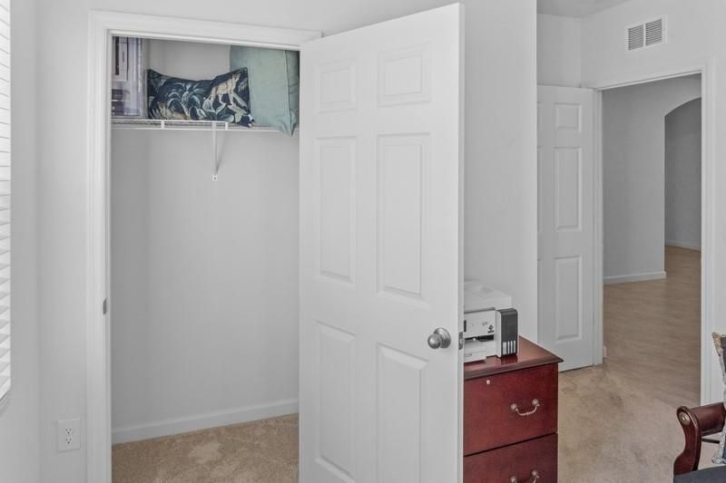 For Sale: $365,000 (4 beds, 2 baths, 1851 Square Feet)