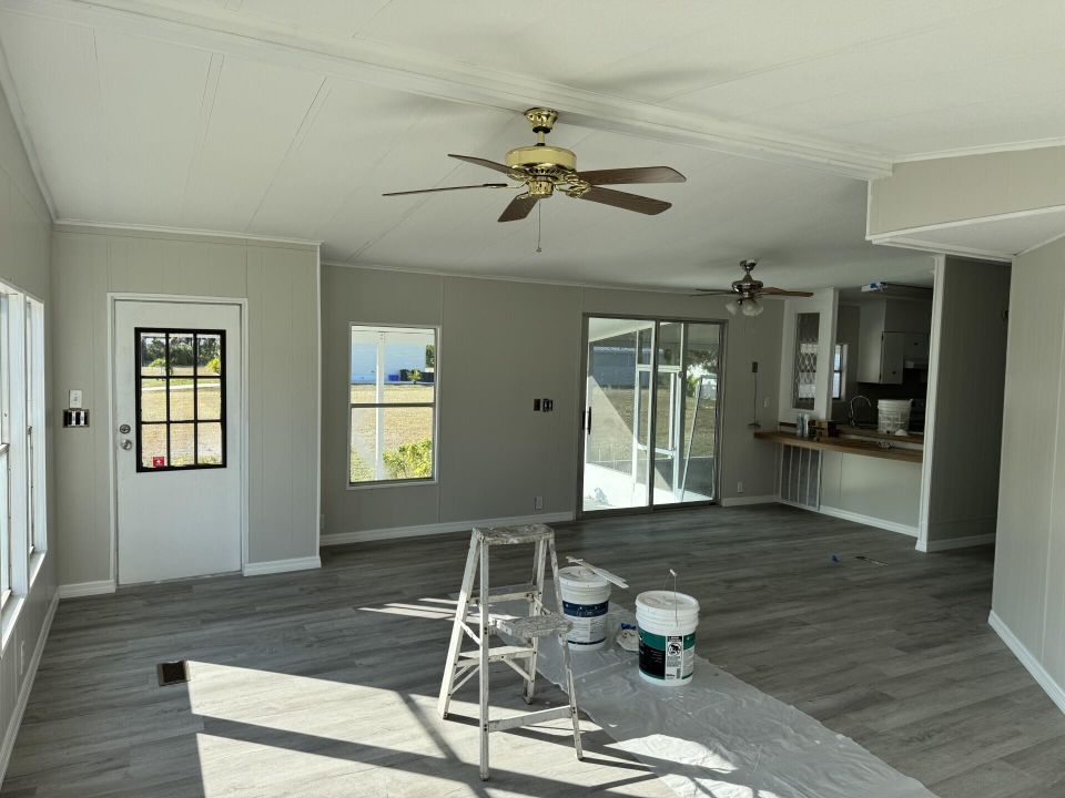 待售: $45,000 (2 贝兹, 2 浴室, 1056 平方英尺)