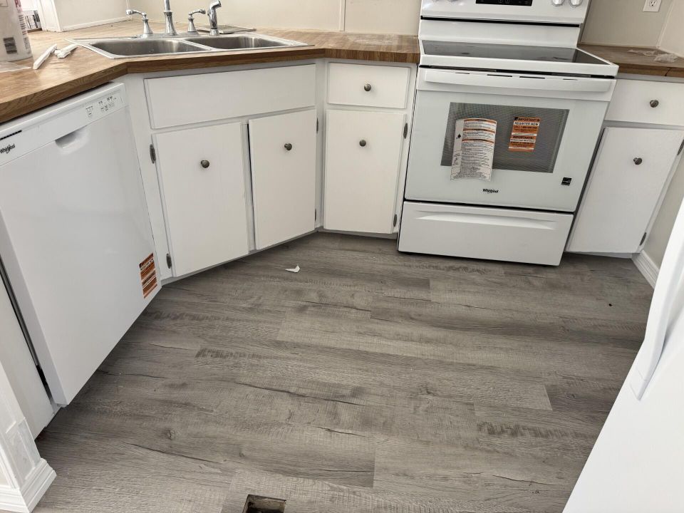 待售: $45,000 (2 贝兹, 2 浴室, 1056 平方英尺)