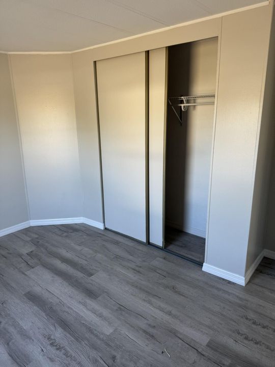 待售: $45,000 (2 贝兹, 2 浴室, 1056 平方英尺)