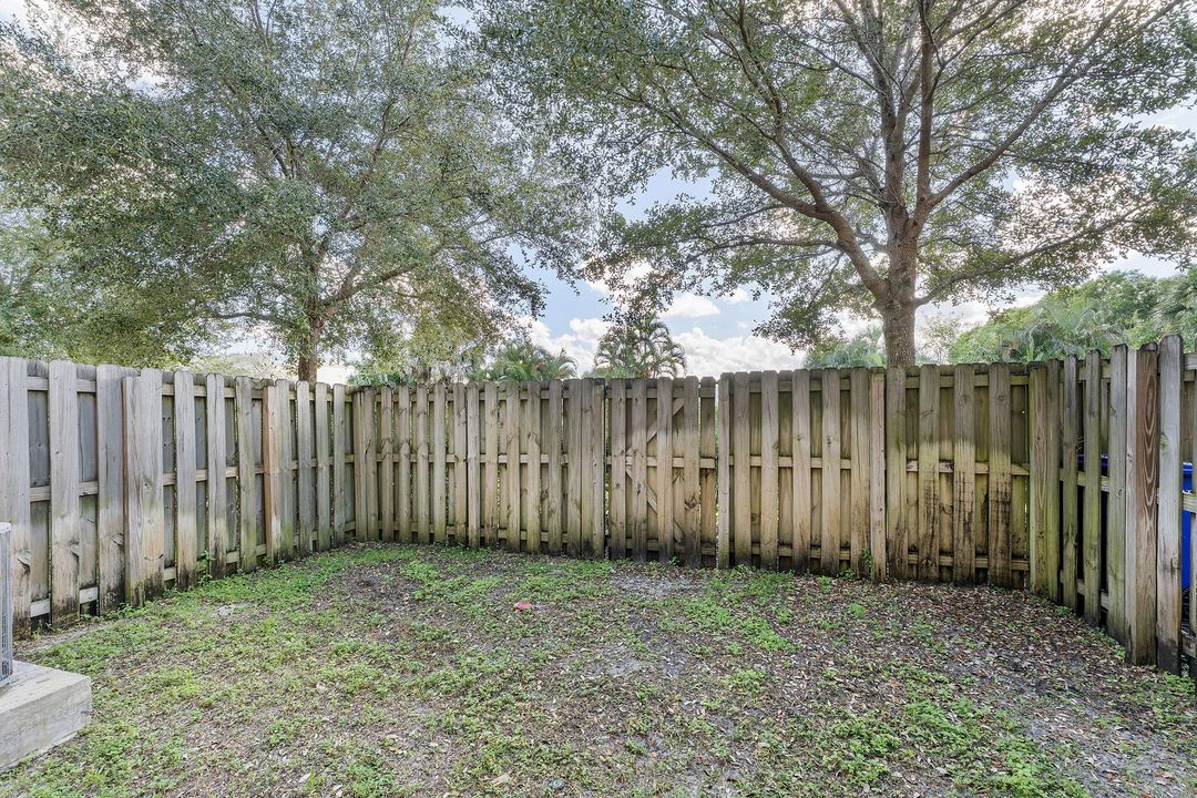 For Sale: $465,000 (3 beds, 2 baths, 1642 Square Feet)