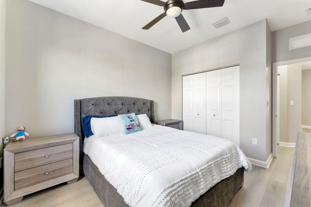 For Sale: $465,000 (3 beds, 2 baths, 1642 Square Feet)