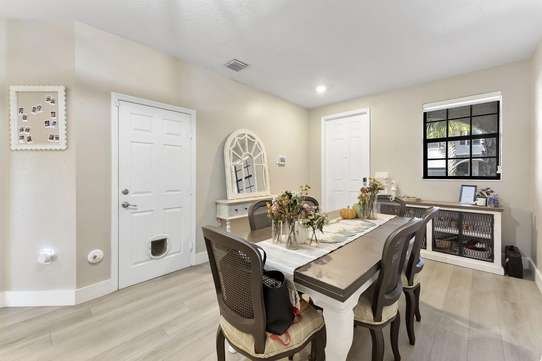 For Sale: $465,000 (3 beds, 2 baths, 1642 Square Feet)