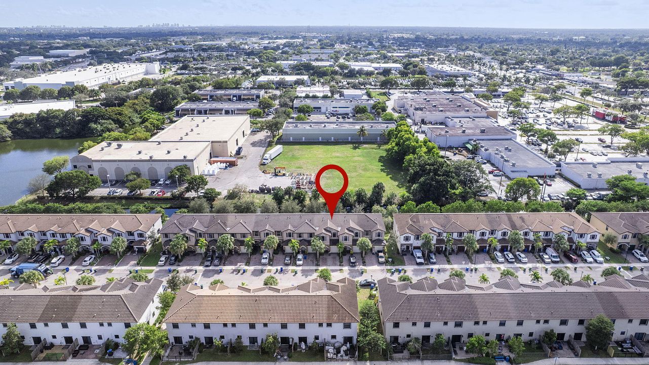 For Sale: $465,000 (3 beds, 2 baths, 1642 Square Feet)