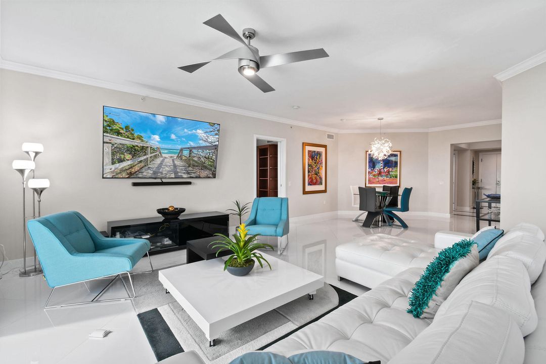 出租: $7,000 (3 贝兹, 3 浴室, 2388 平方英尺)