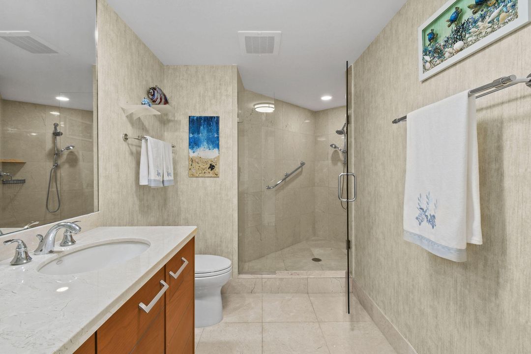 出租: $7,000 (3 贝兹, 3 浴室, 2388 平方英尺)