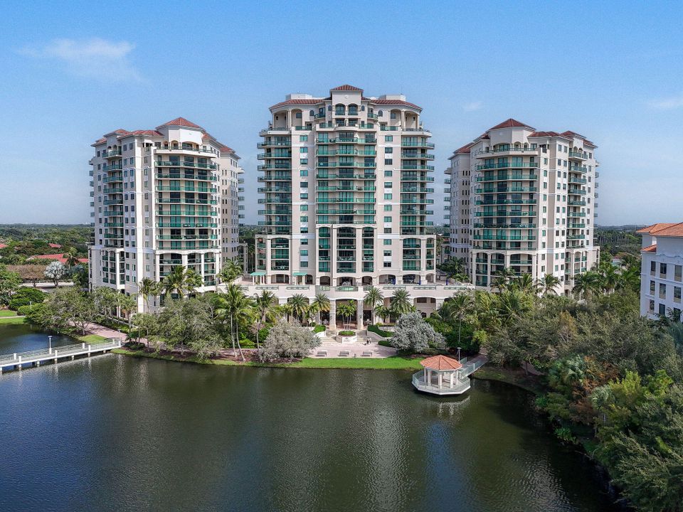 出租: $7,000 (3 贝兹, 3 浴室, 2388 平方英尺)