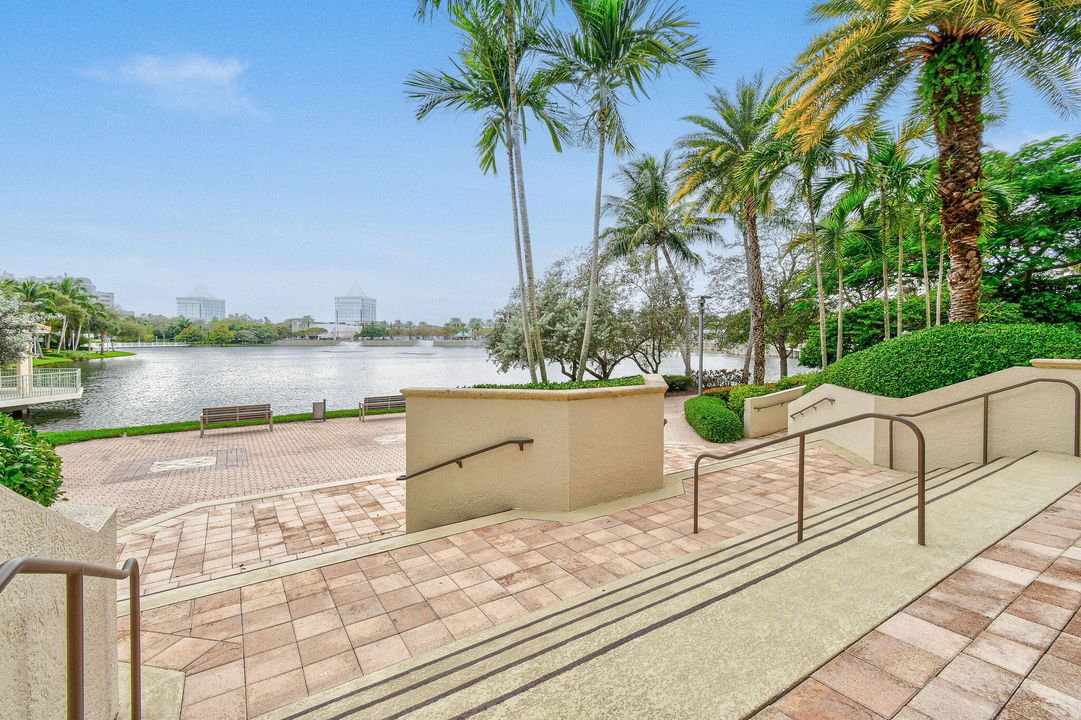 出租: $7,000 (3 贝兹, 3 浴室, 2388 平方英尺)