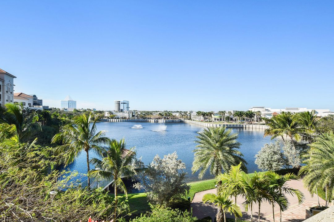 出租: $7,000 (3 贝兹, 3 浴室, 2388 平方英尺)