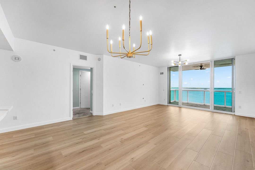 For Sale: $685,000 (3 beds, 3 baths, 1788 Square Feet)