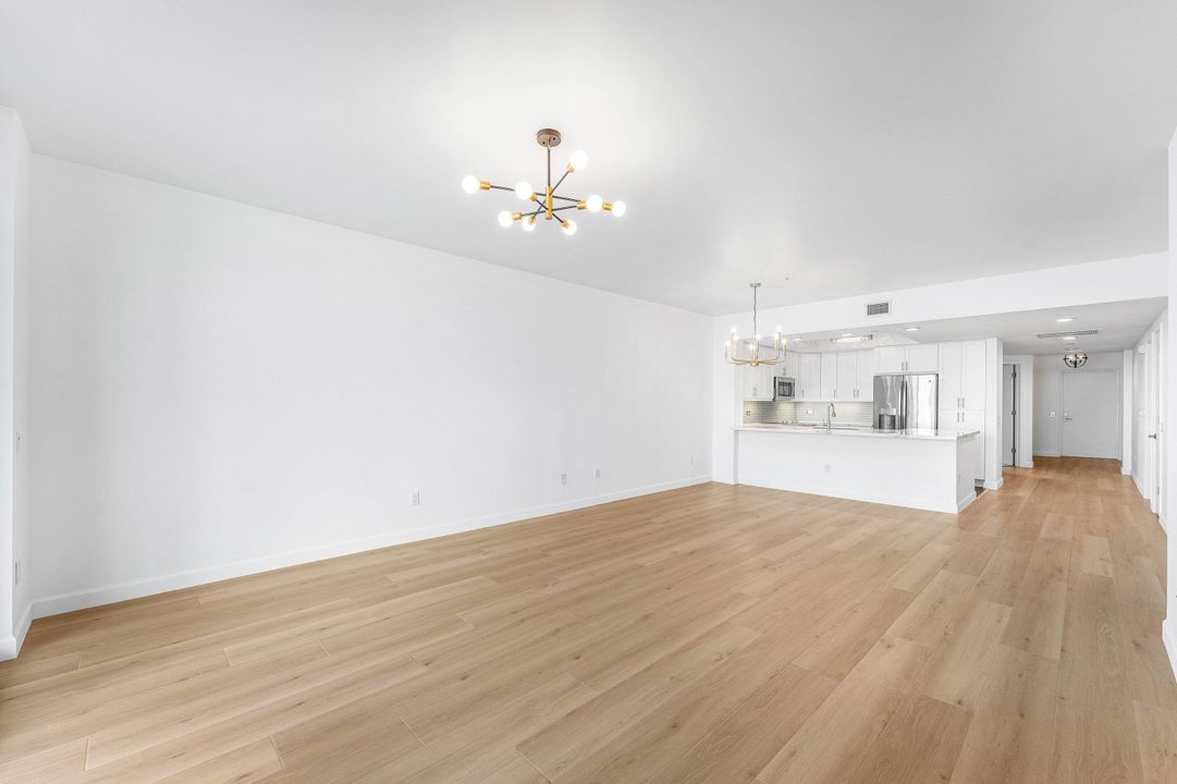 For Sale: $685,000 (3 beds, 3 baths, 1788 Square Feet)