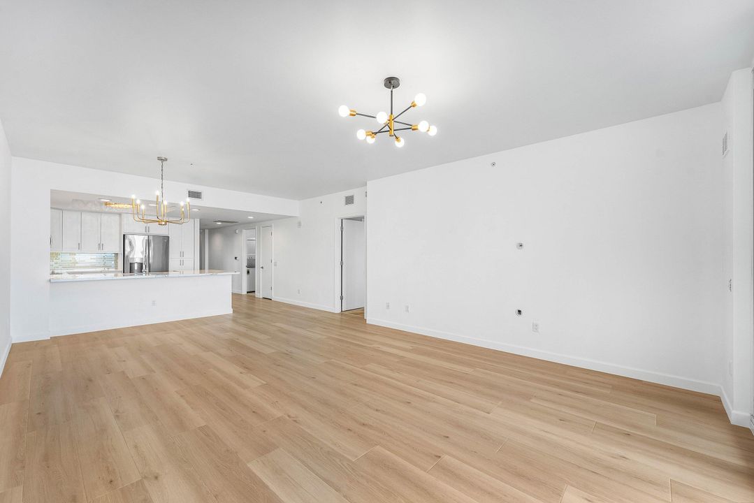 For Sale: $685,000 (3 beds, 3 baths, 1788 Square Feet)