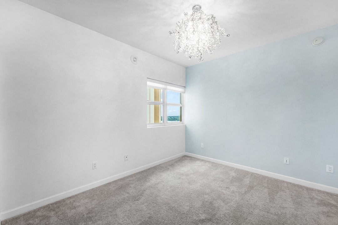 For Sale: $685,000 (3 beds, 3 baths, 1788 Square Feet)