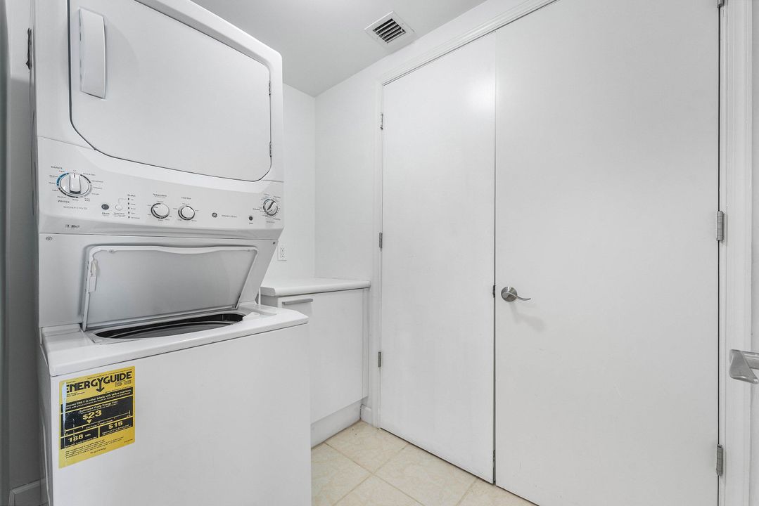 For Sale: $685,000 (3 beds, 3 baths, 1788 Square Feet)