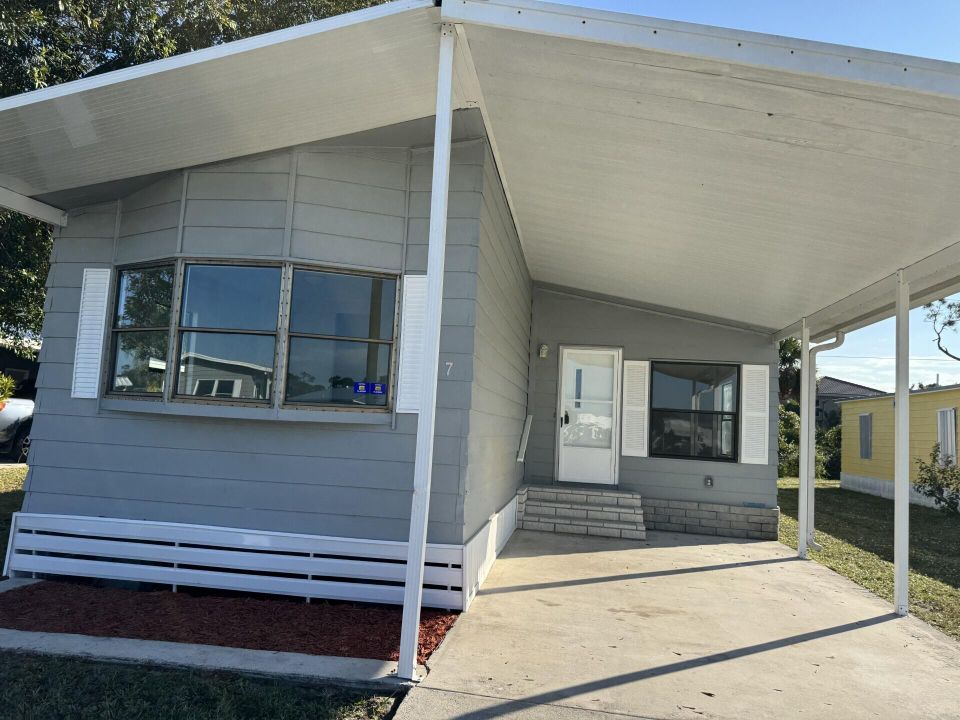 待售: $49,000 (2 贝兹, 2 浴室, 1248 平方英尺)