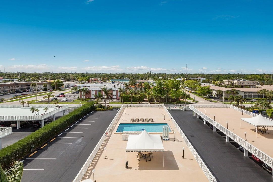 待售: $269,000 (2 贝兹, 2 浴室, 1363 平方英尺)