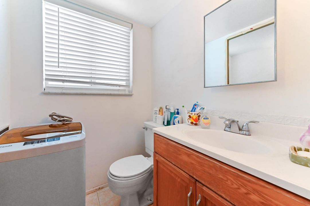 На продажу: $95,000 (1 спален, 1 ванн, 704 Квадратных фут)