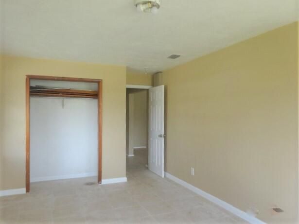 На продажу: $229,000 (2 спален, 2 ванн, 1200 Квадратных фут)