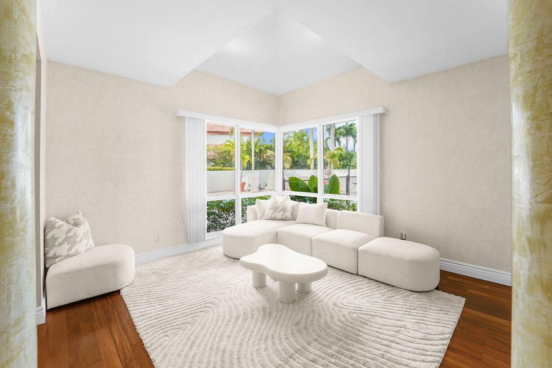 For Sale: $1,250,000 (3 beds, 2 baths, 2032 Square Feet)