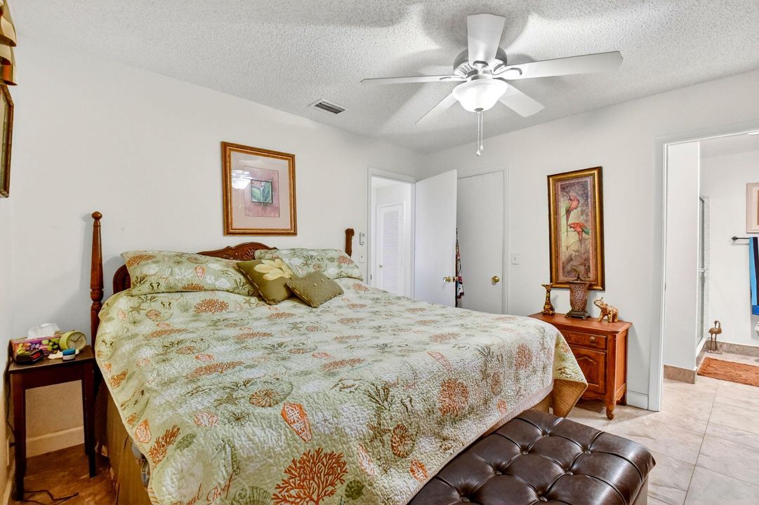 For Sale: $345,000 (2 beds, 2 baths, 1317 Square Feet)