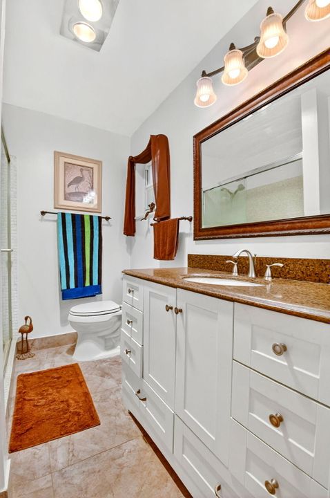 For Sale: $345,000 (2 beds, 2 baths, 1317 Square Feet)