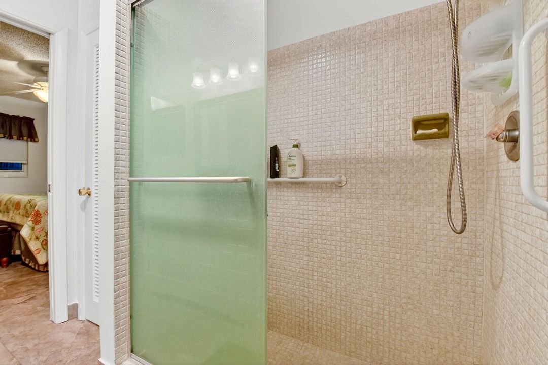 For Sale: $345,000 (2 beds, 2 baths, 1317 Square Feet)