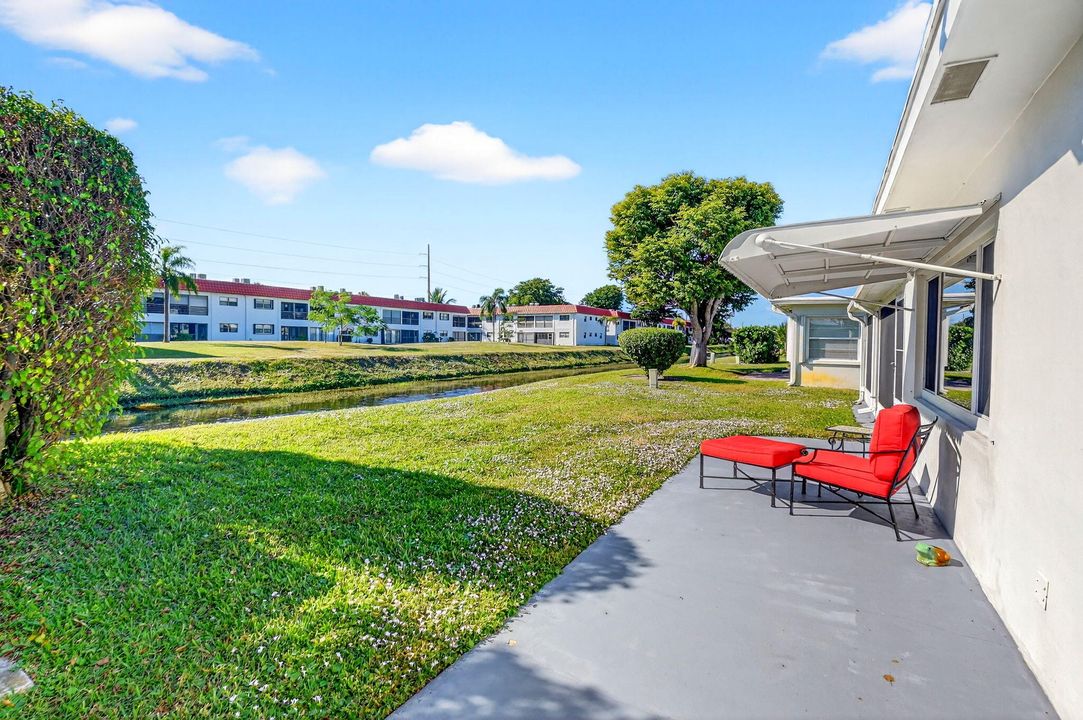 For Sale: $345,000 (2 beds, 2 baths, 1317 Square Feet)