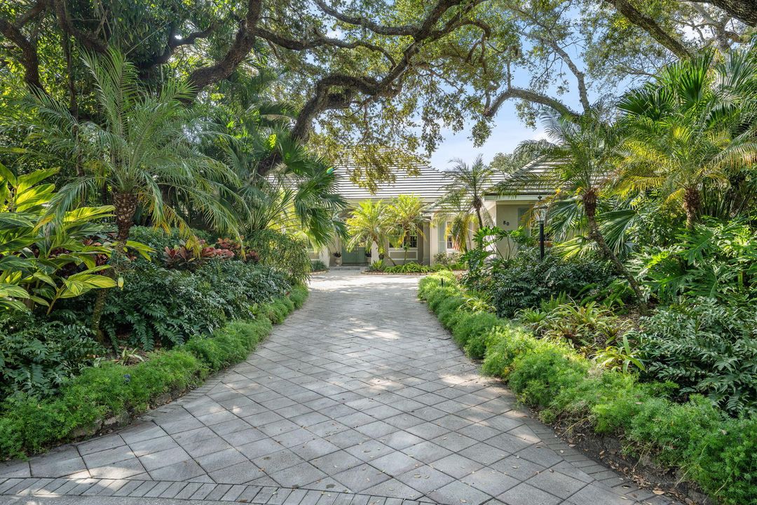 Active With Contract: $1,143,000 (3 beds, 3 baths, 3297 Square Feet)