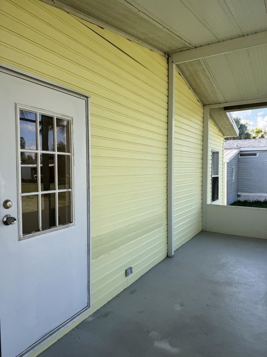 For Sale: $42,000 (2 beds, 2 baths, 864 Square Feet)